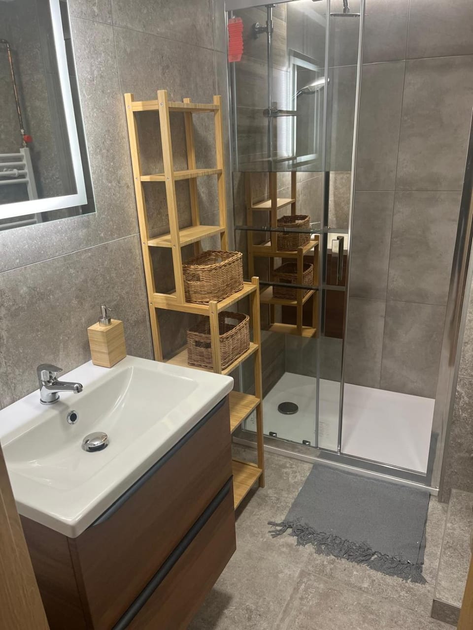 Shower, Bathroom
