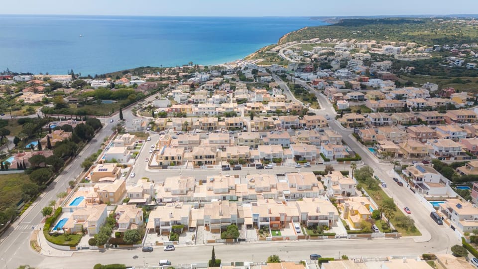 Neighbourhood, Bird's eye view, Beach, Sea view, Location