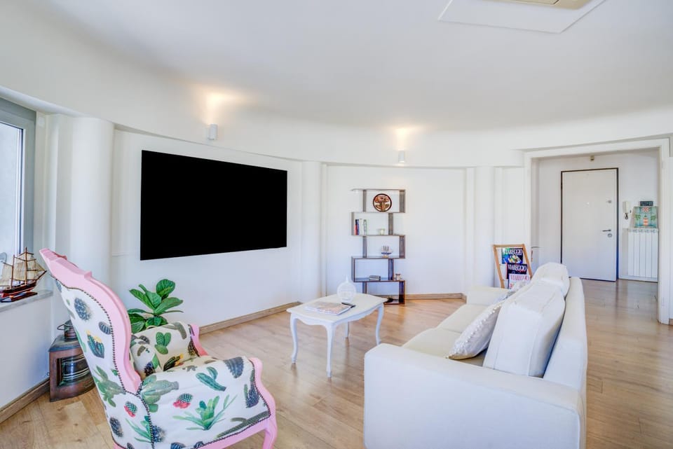 Intero Appartamento sul mare Passeggiata Viareggio Apartment in Viareggio