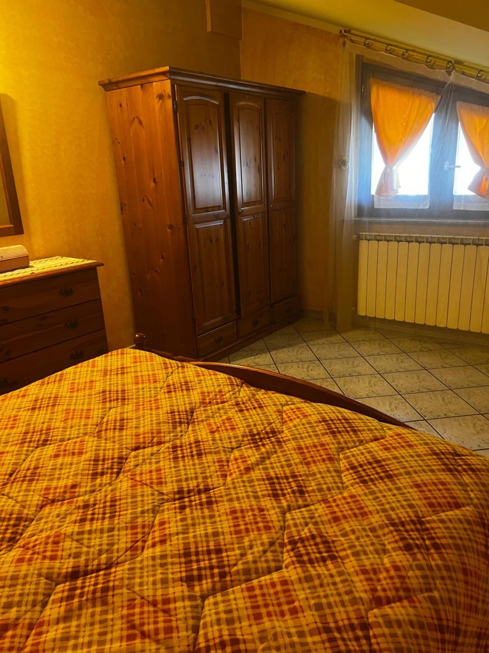 Bedroom, wardrobe