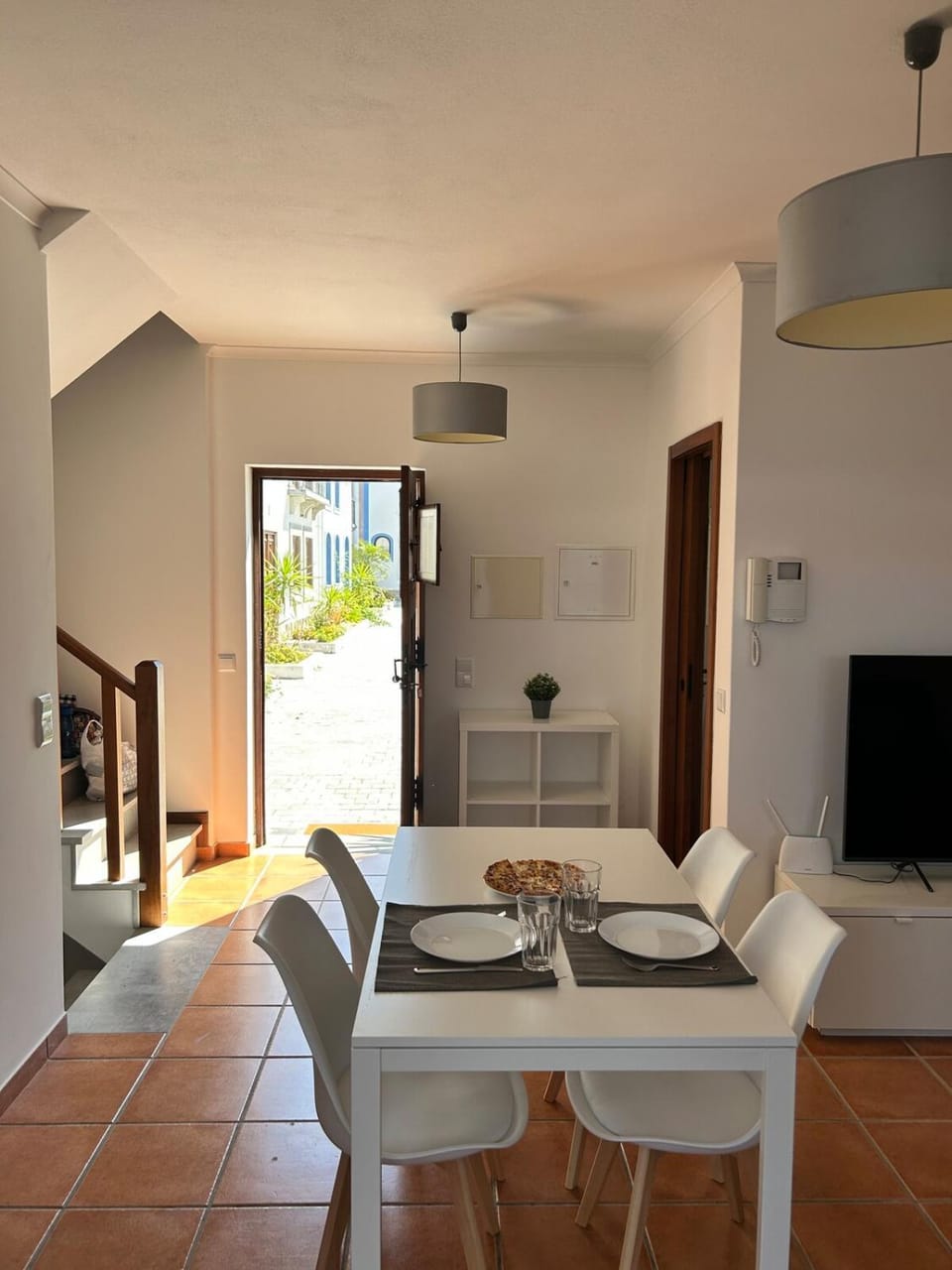 Living room, Dining area