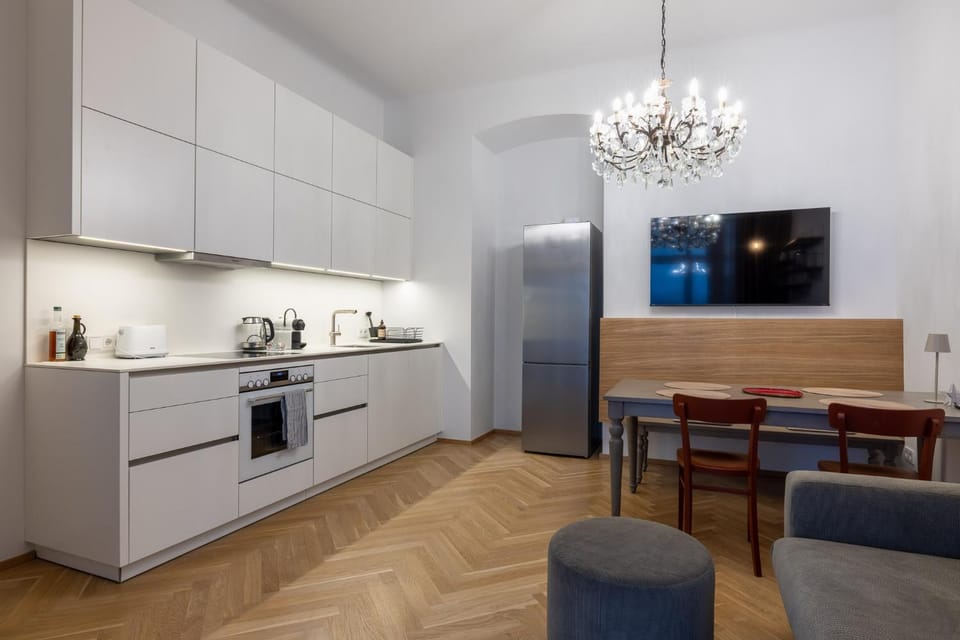 Kitchen or kitchenette, Seating area, Dining area, Food, dishwasher, oven, stove, toaster, kitchen