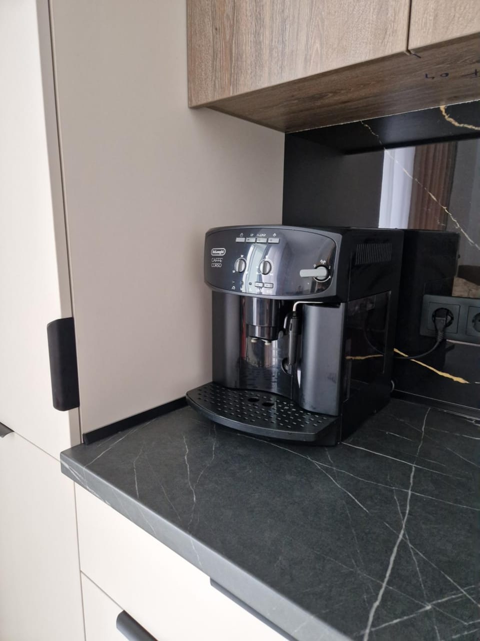 Coffee/tea facilities, Kitchen or kitchenette