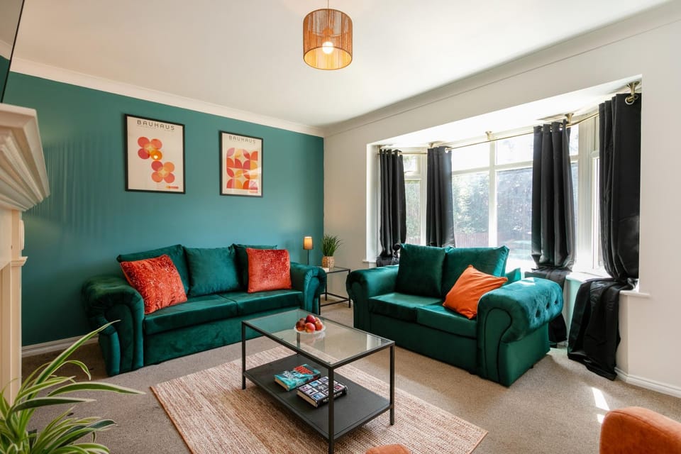 Living room, Seating area