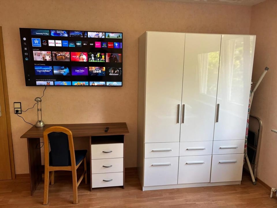 CityLoft Kassel 3 - Zentrale Unterkunft für Gruppen bis 6 Personen - Balkon - Netflix - Parkplatz Apartment in Kassel