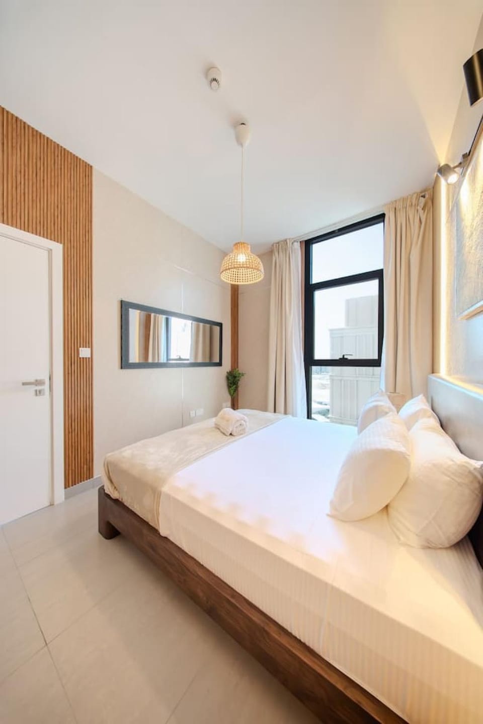 Private Apartment in Sharjah - 1BR Golden Sunset Apartment in Al Sharjah