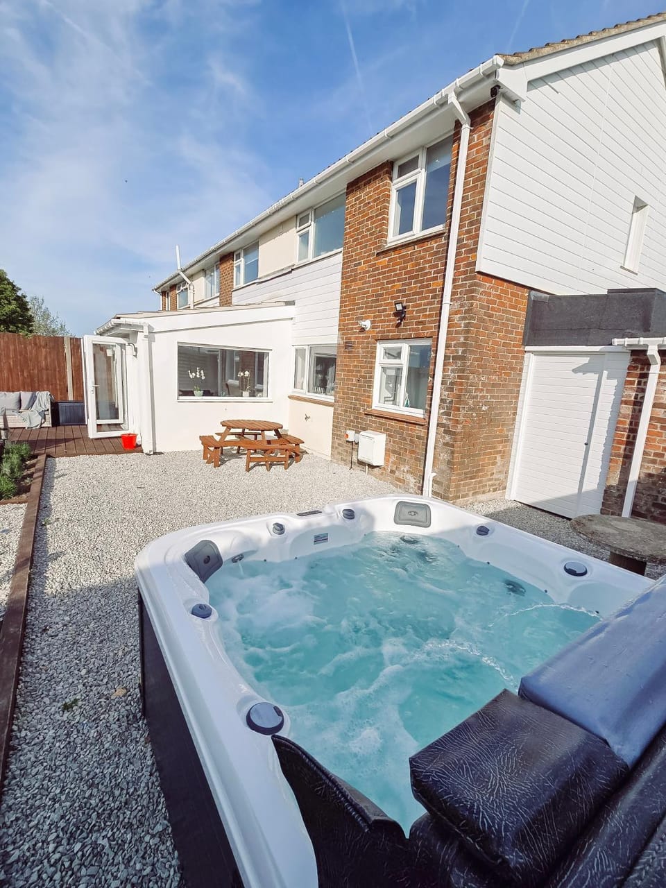 Property building, Patio, Day, Hot Tub