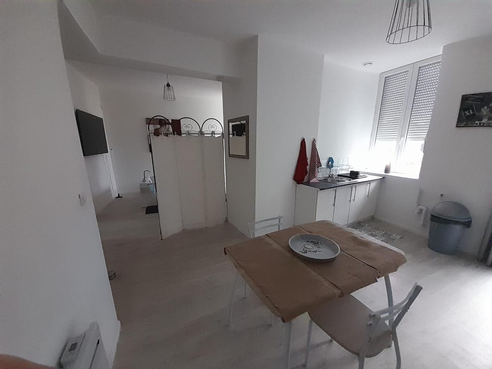 Apaartement près du Stade du Hainaut Apartment in Valenciennes