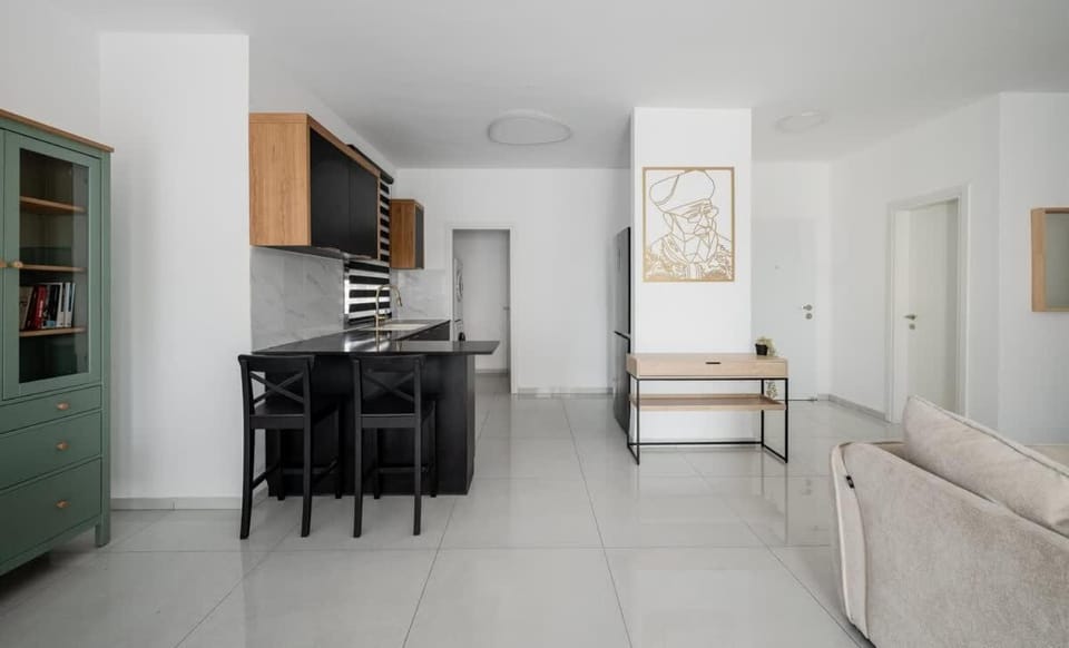 Cozy & spacious 4BR with jacuzzi Apartment in Haifa District