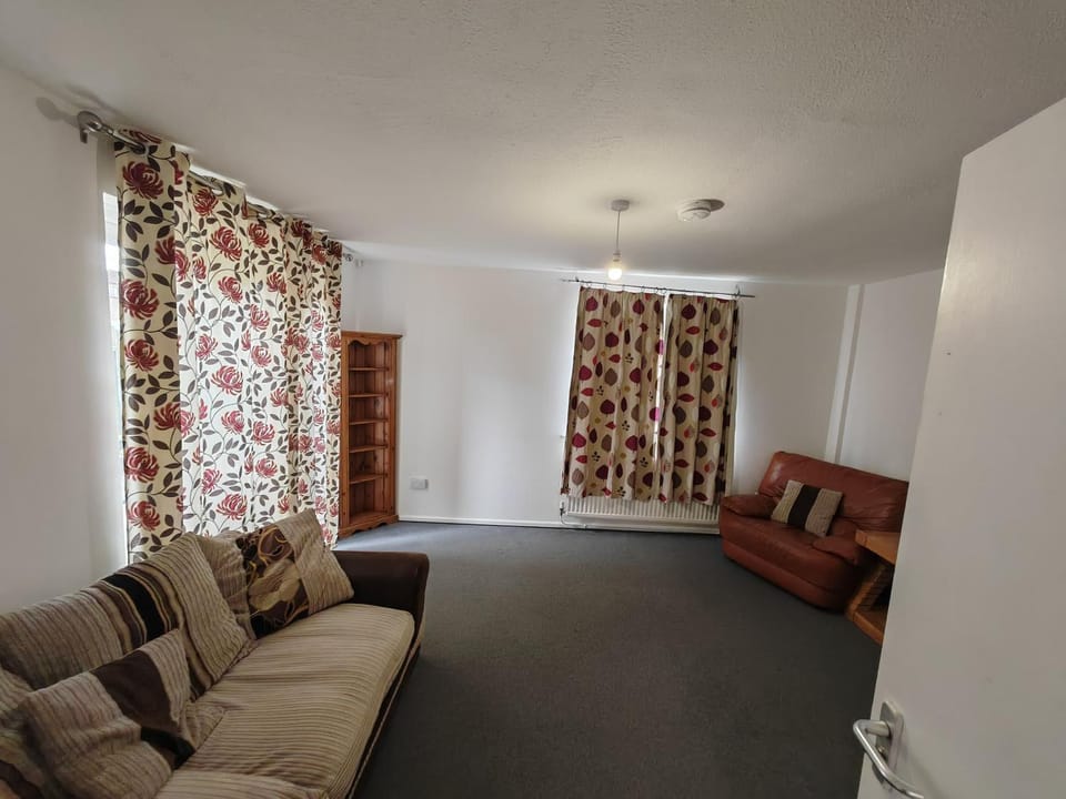 Sweet home House in Corby