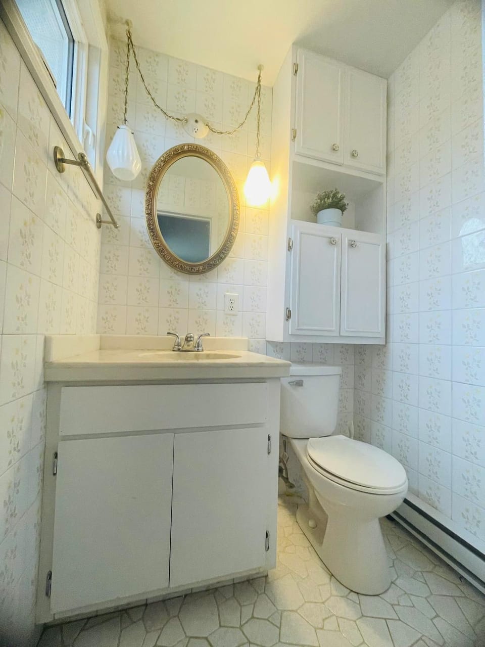 Toilet, bidet