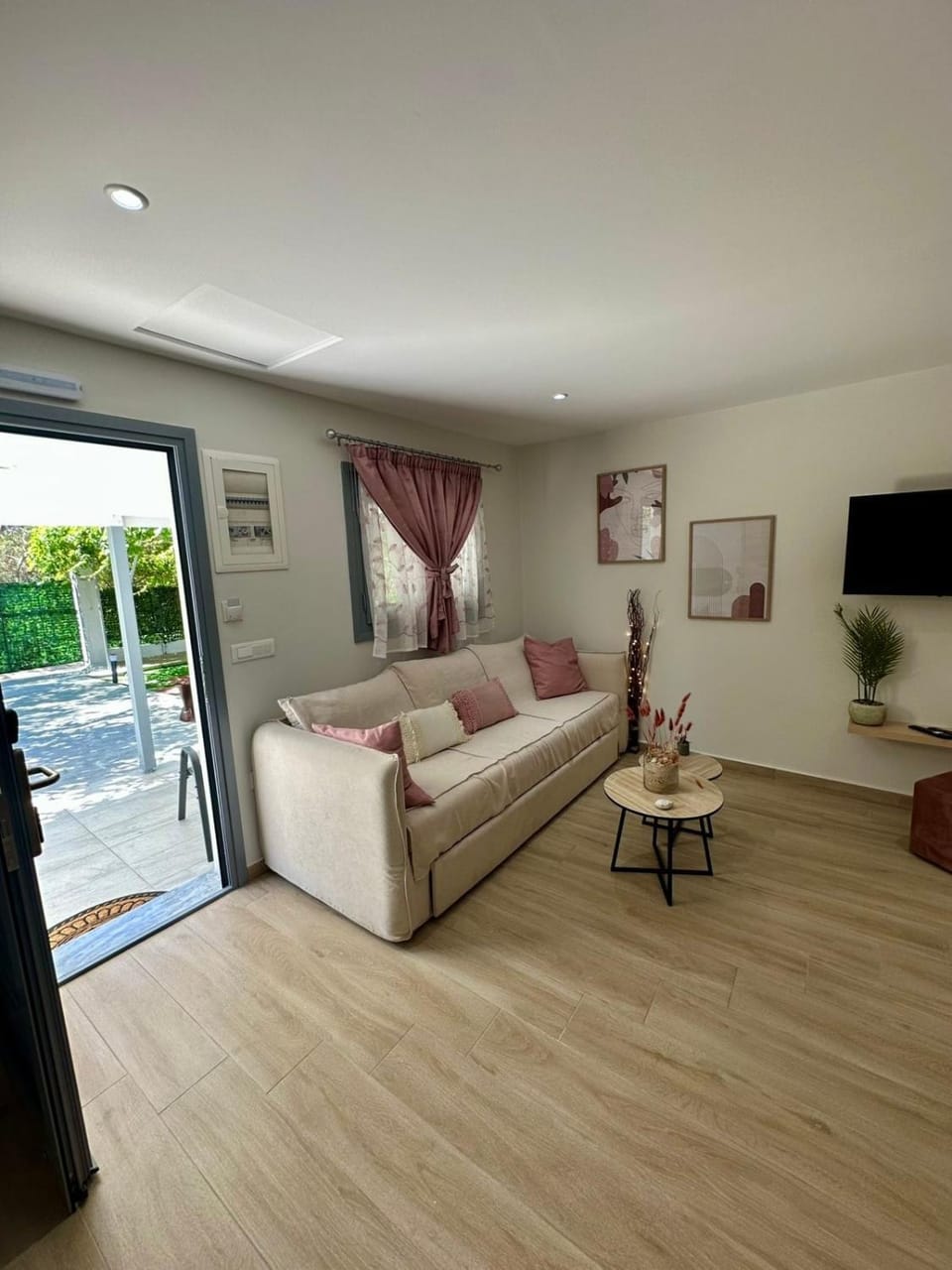 Evas Home House in Argostolion
