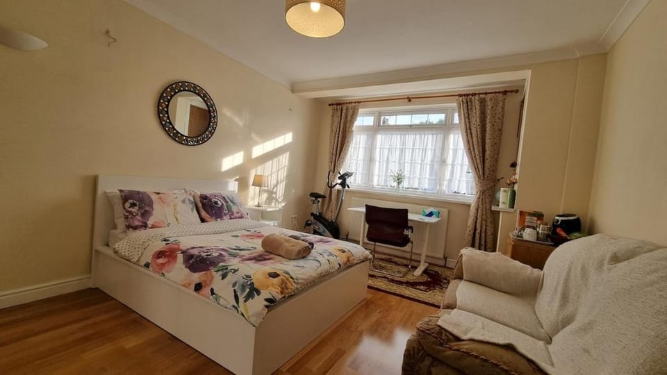 Amazing Double - London UK Apartment in Harrow