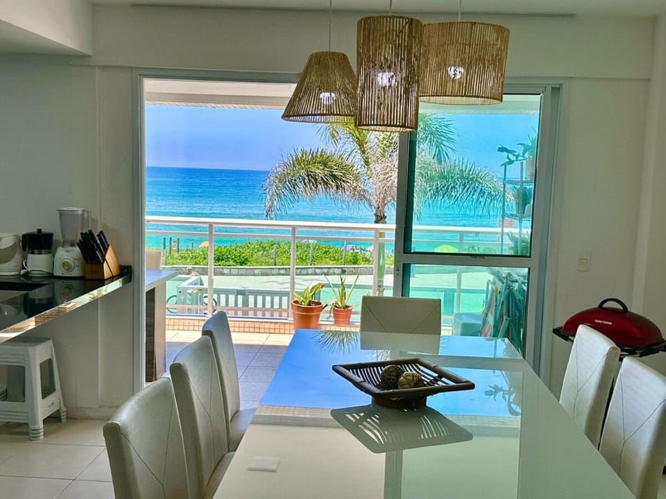 Natural landscape, View (from property/room), Balcony/Terrace, Living room, Seating area, Dining area, Sea view