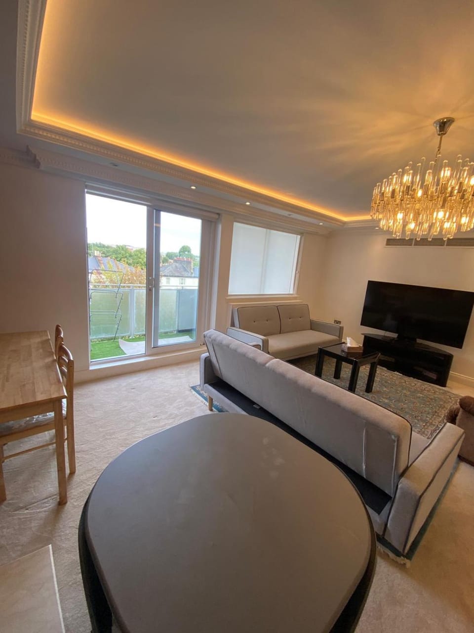 Living room, Seating area