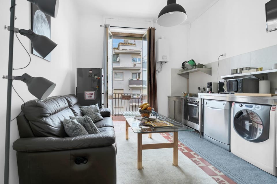 Metro Duomo & Stazione Centrale Loft free AC e fast WI-FI Apartment in Milan