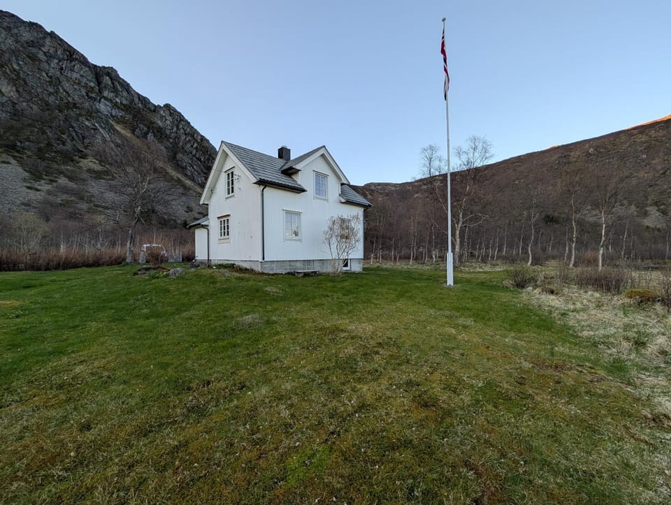 Lofoten view Skokkelvika House in Lofoten