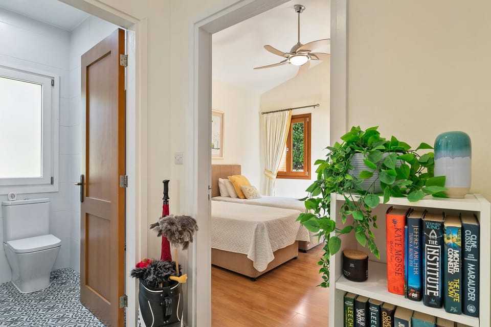 Bed, Bathroom, Bedroom