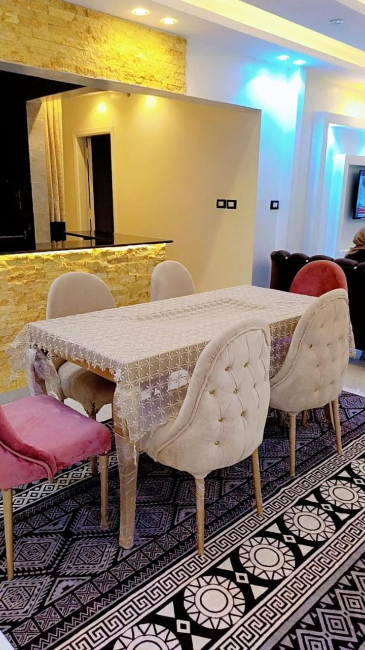 مدينه نصر شارع ابراهيم الشيخ متفرع من احمد فخري Apartment in New Cairo City
