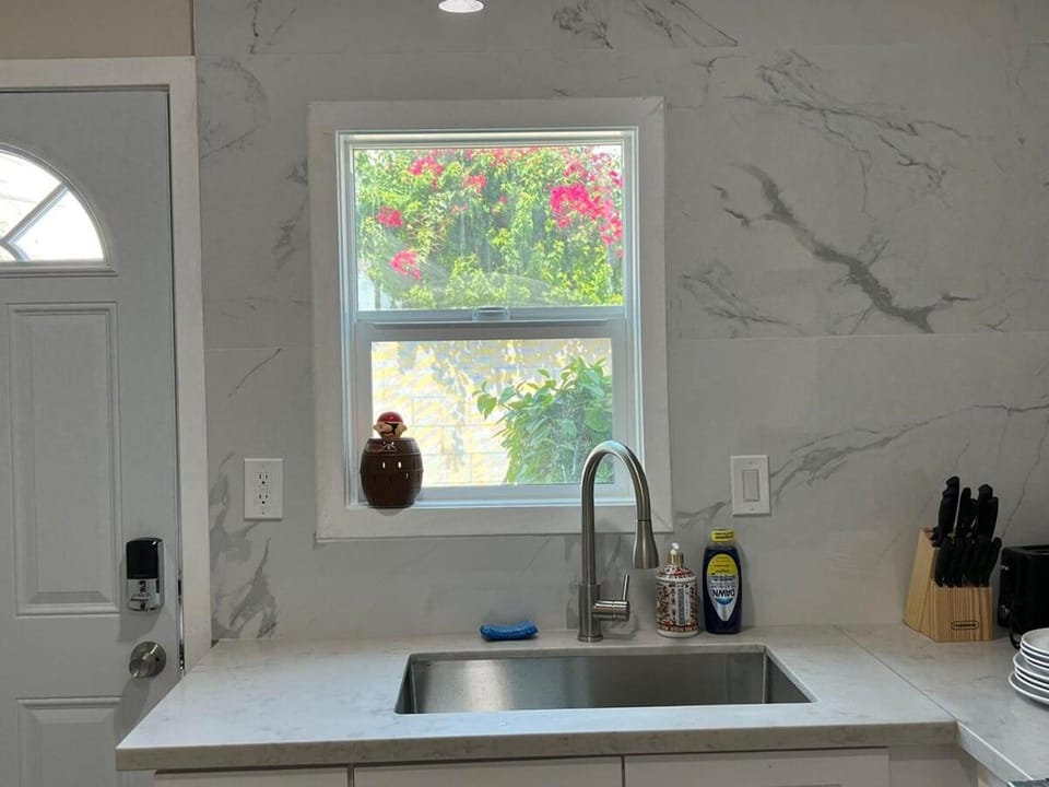 Fully remoded 1B1B Home in baldwin Park3369A Apartment in West Covina