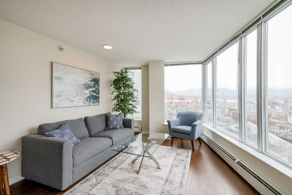 Gorgeous Unit with Beautiful City Views Apartment in Vancouver