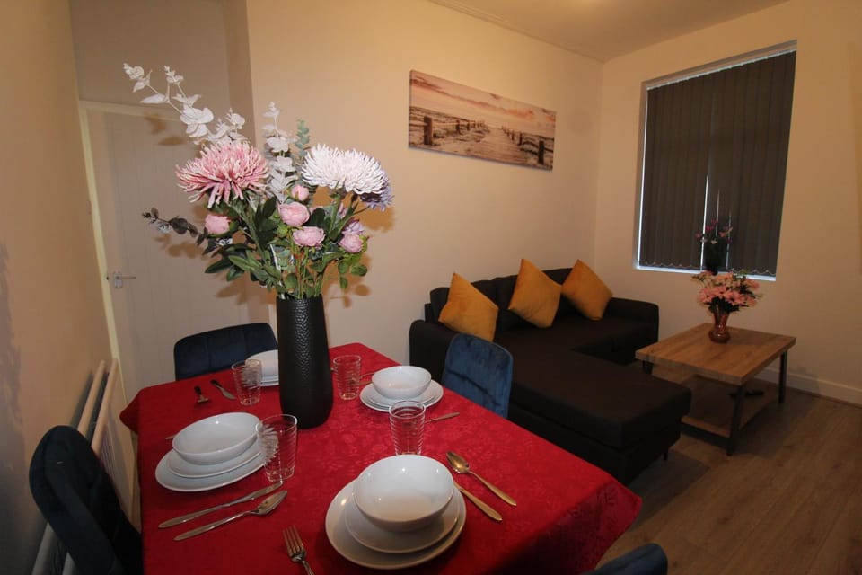 Wingate House Liverpool by Smart Corporate Stays House in Liverpool