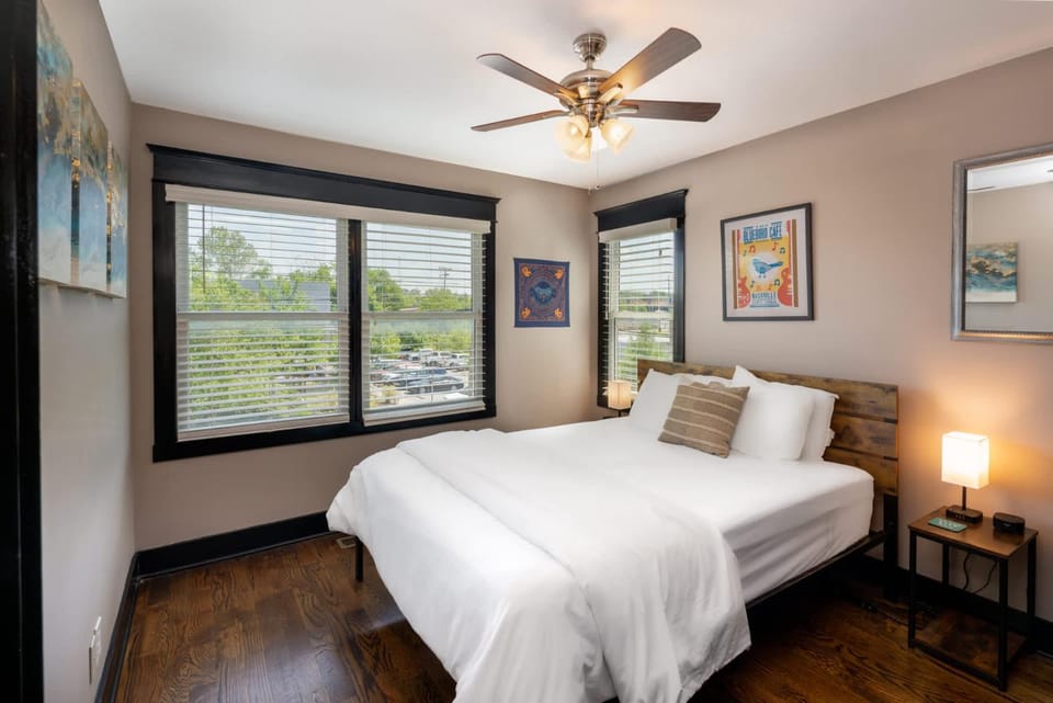 Hello Goodbye - Ultimate Experience House in Nashville