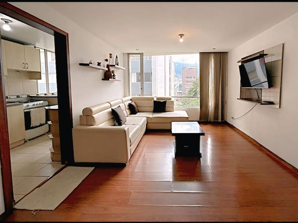 Departamento de 3 dormitorios Apartment in Quito