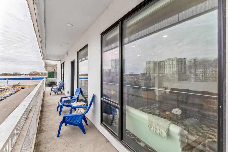 Chic Condo for 8 in Desirable Gulch Neighborhood House in Nashville
