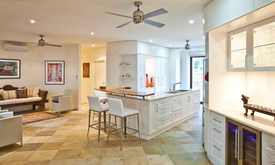 7 Solander near the beach House in Port Douglas