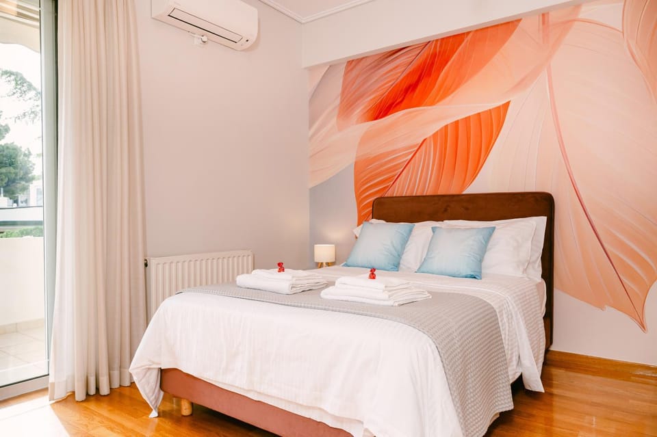 Photo of the whole room, Bedroom, air conditioner