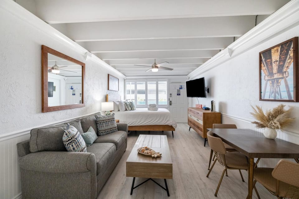 Sea La Vi 202 in Fontainebleau Terrace Apartment in Panama City Beach