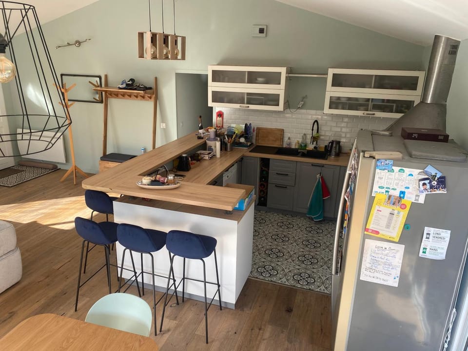 Superbe maison avec jardin House in Le Haillan