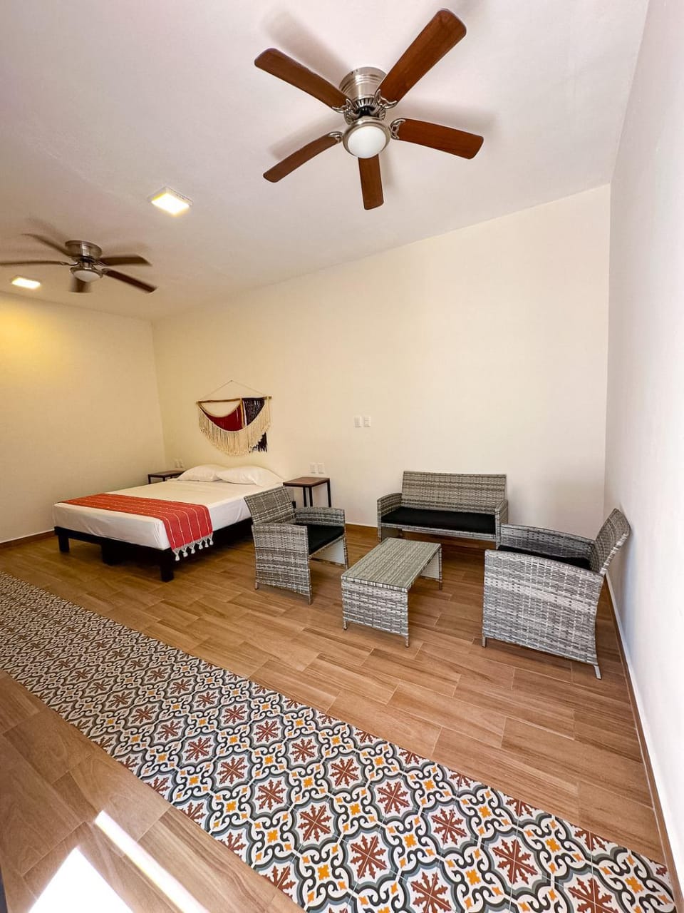 Bed, Photo of the whole room