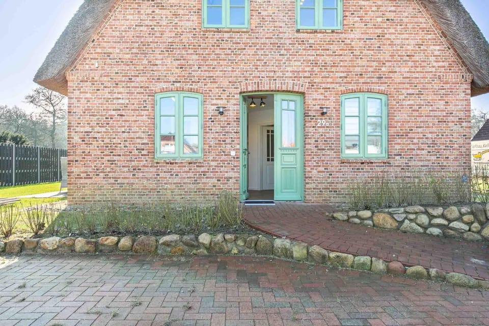 Haus Badallee 29 House in Sankt Peter-Ording