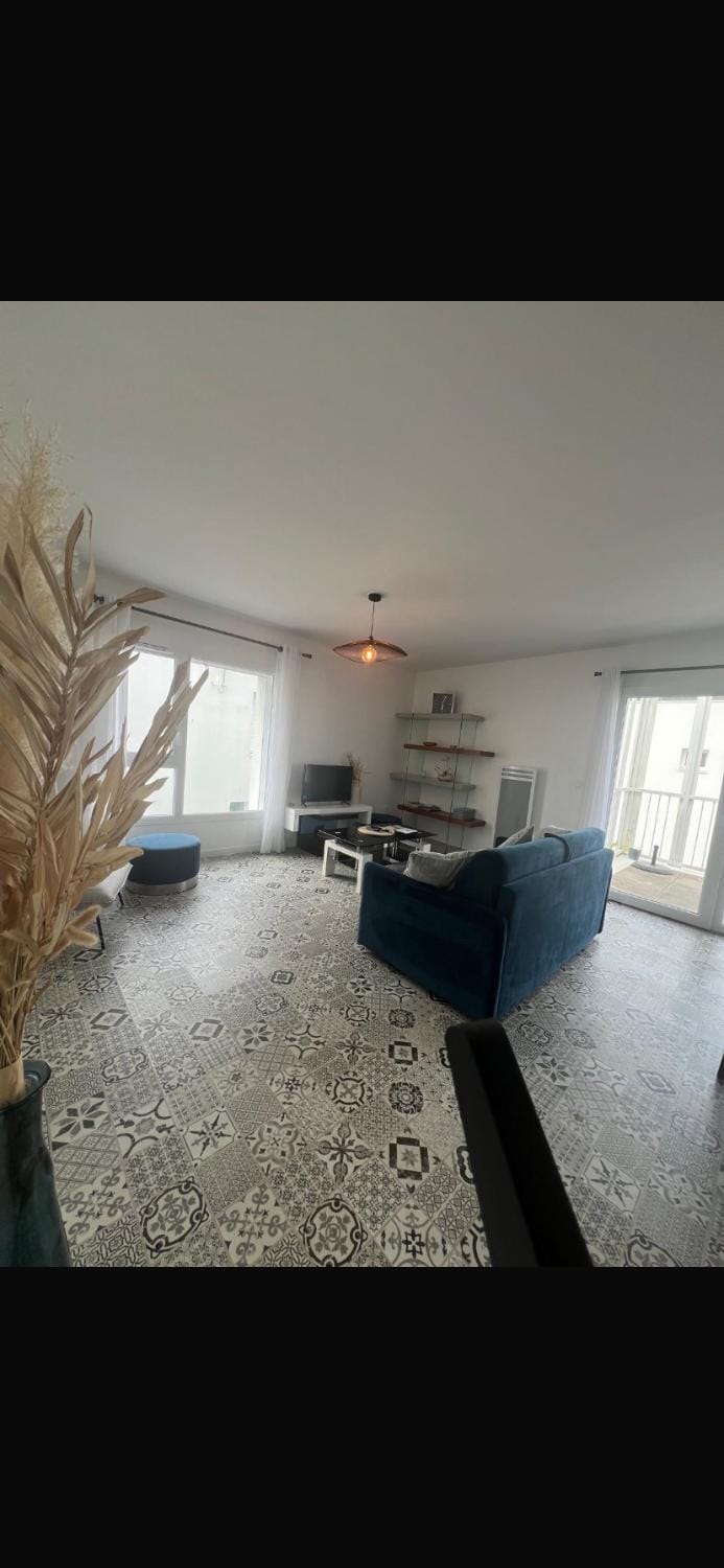 La tour carree, t2 avec parking Apartment in La Rochelle