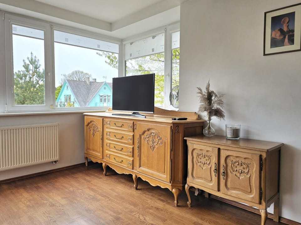 Communal lounge/ TV room, TV and multimedia, Evening entertainment