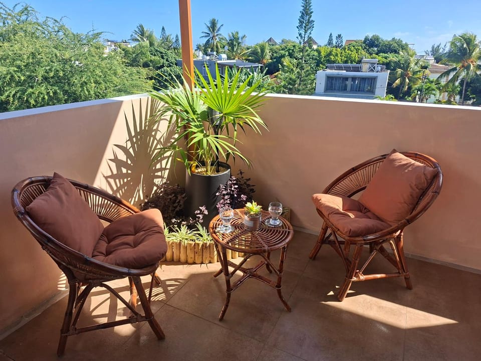 Patio, Day, View (from property/room), Balcony/Terrace