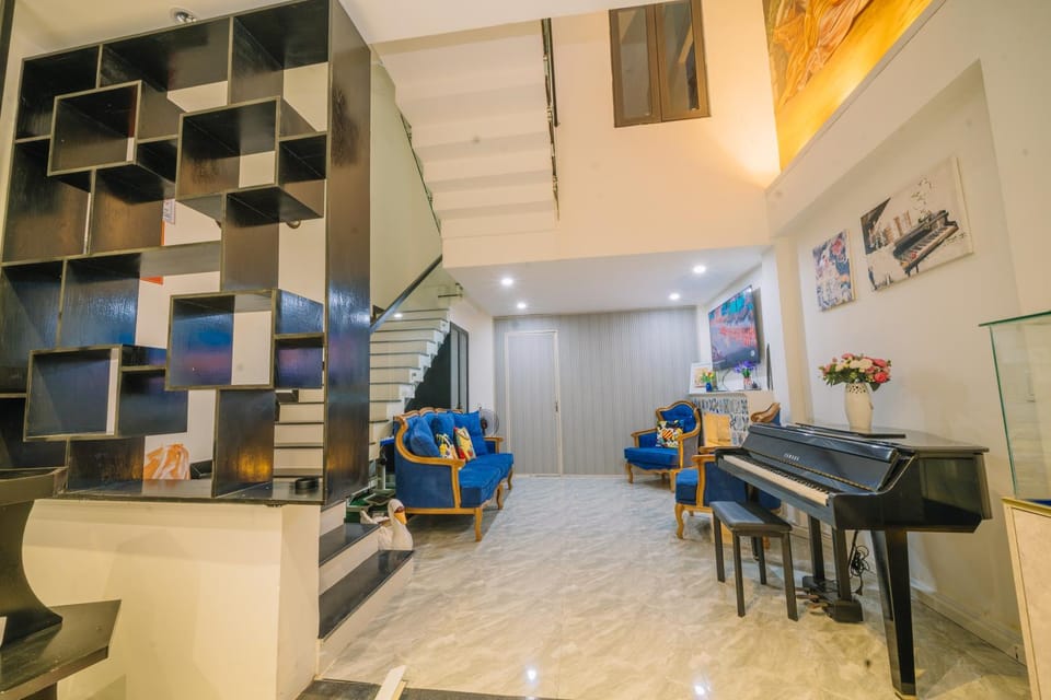 Communal lounge/ TV room, Living room