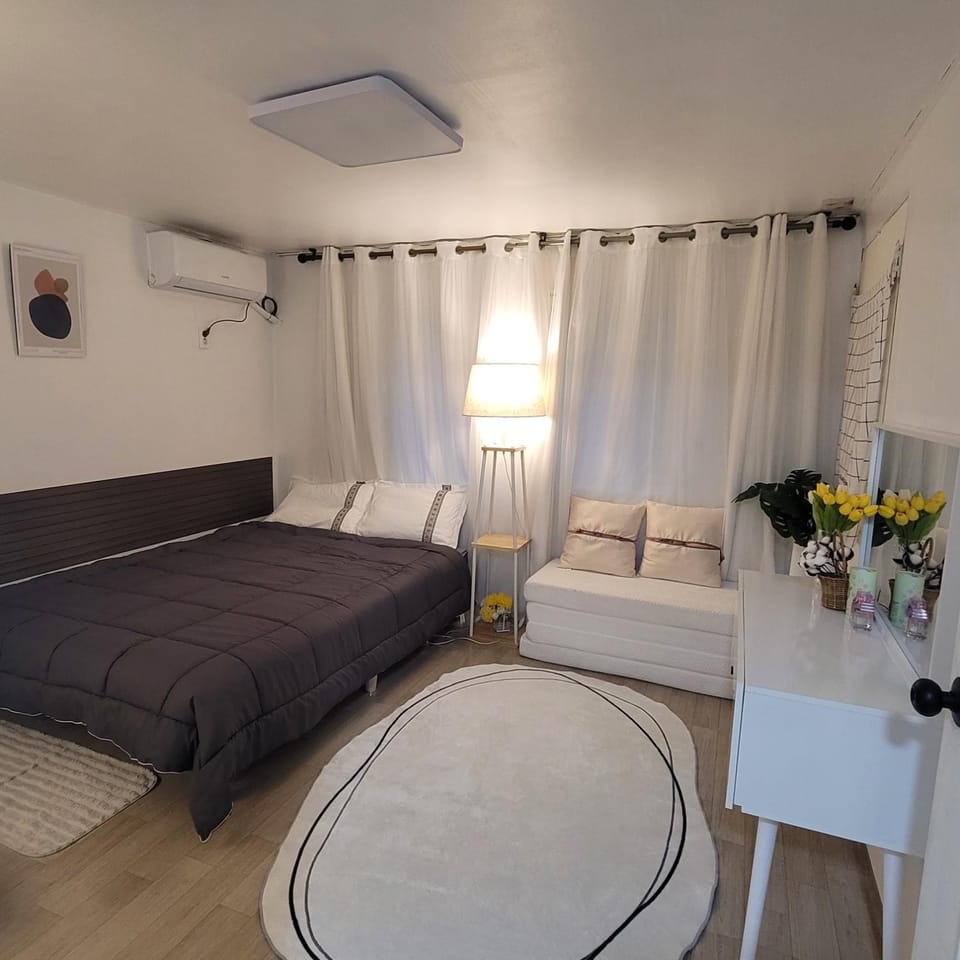 Suyoung Cozy House Villa in Seoul