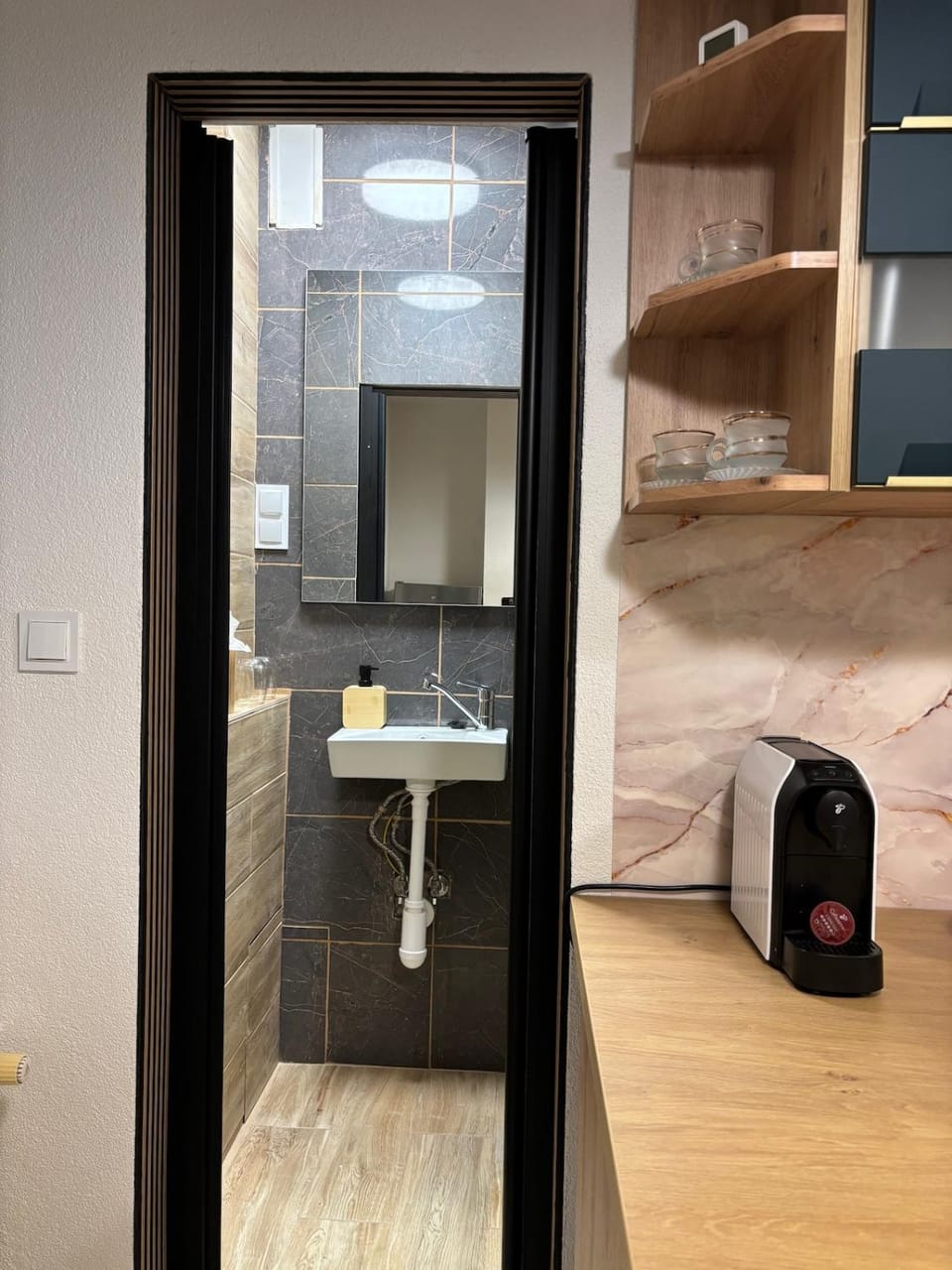 Bathroom, Kitchen or kitchenette