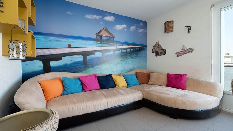 Communal lounge/ TV room, Living room