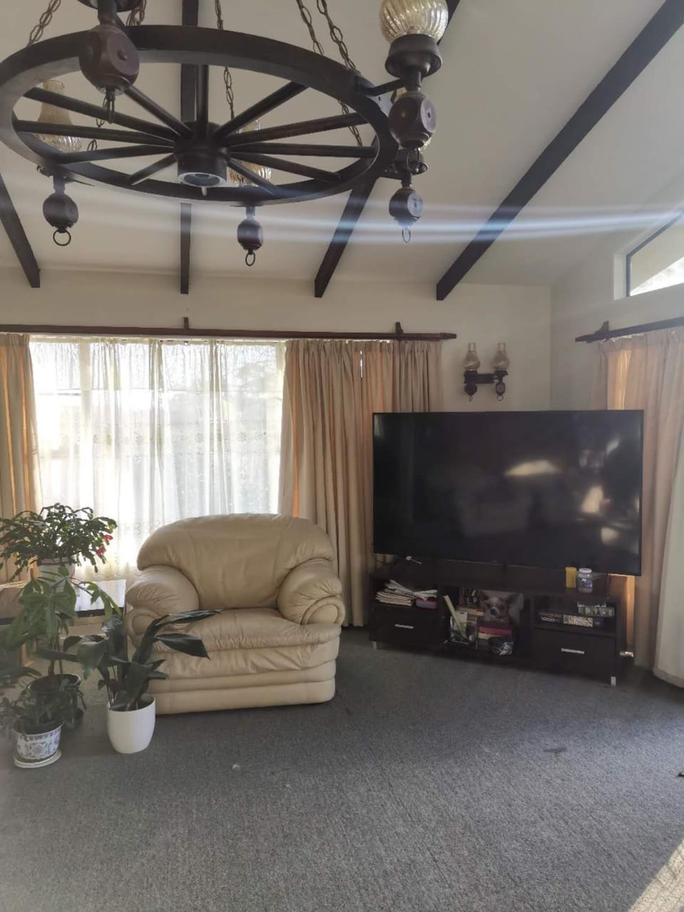 Living room, Internal: Not applicable to any particular room