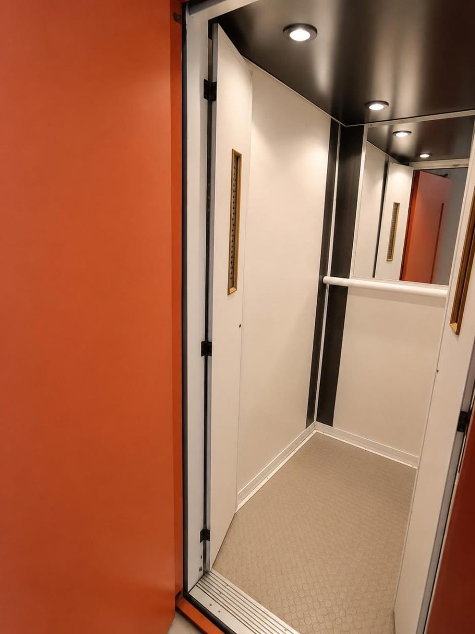 elevator