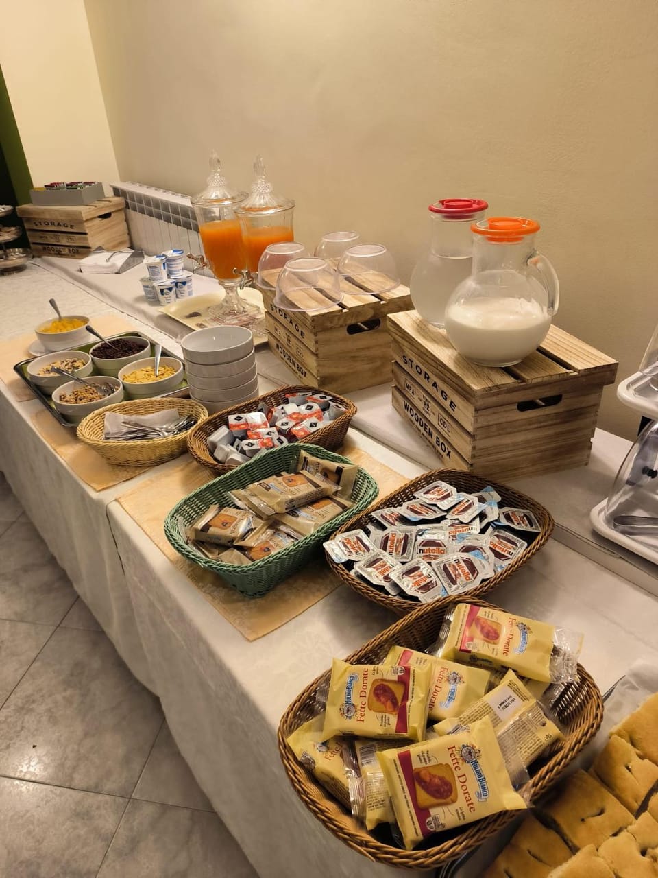 Food and drinks, Food, Buffet breakfast