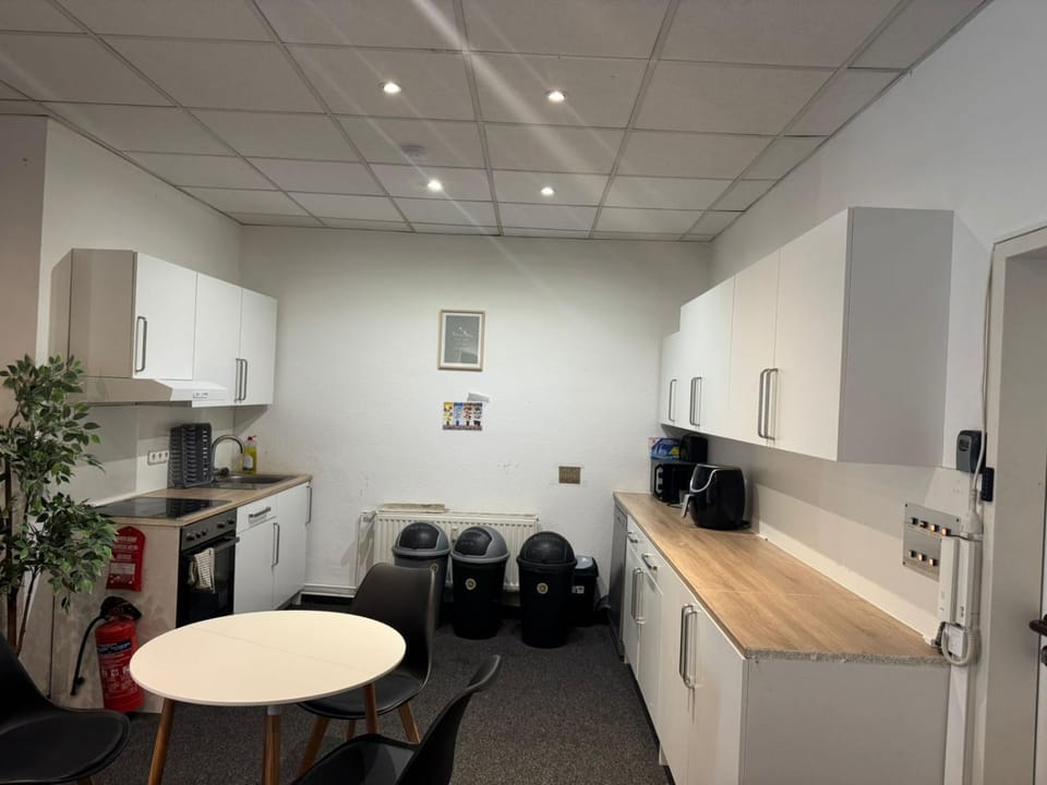 Communal lounge/ TV room, Kitchen or kitchenette, Kitchen or kitchenette, Communal kitchen