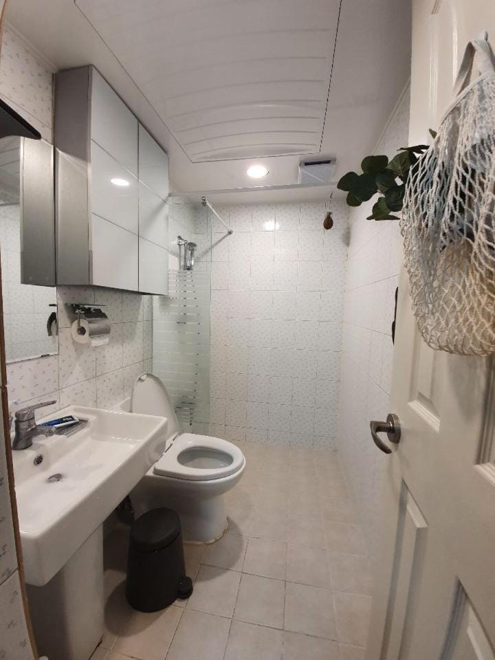 HUG2 HapJeong HongDae Nearby High End Apartment in Seoul