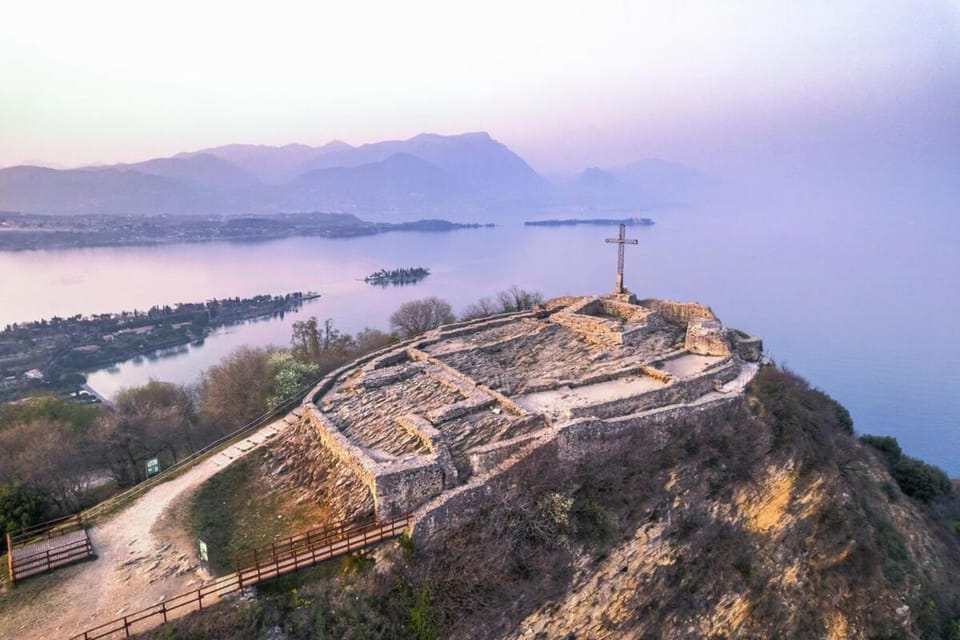 Nearby landmark, Natural landscape, Bird's eye view