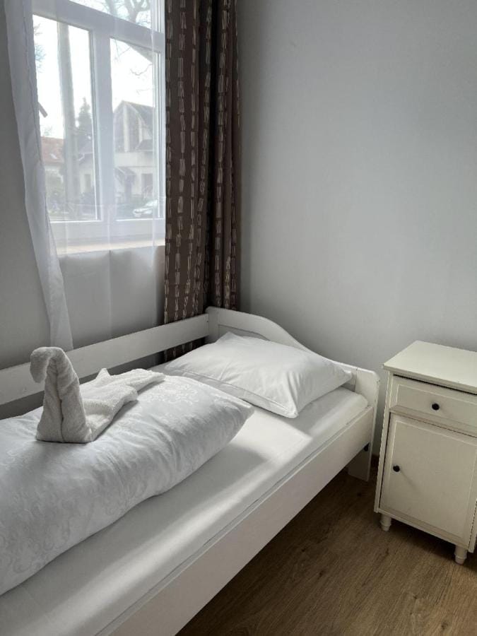Bömbi Vendégház a vár mellett Bed and Breakfast in Slovakia