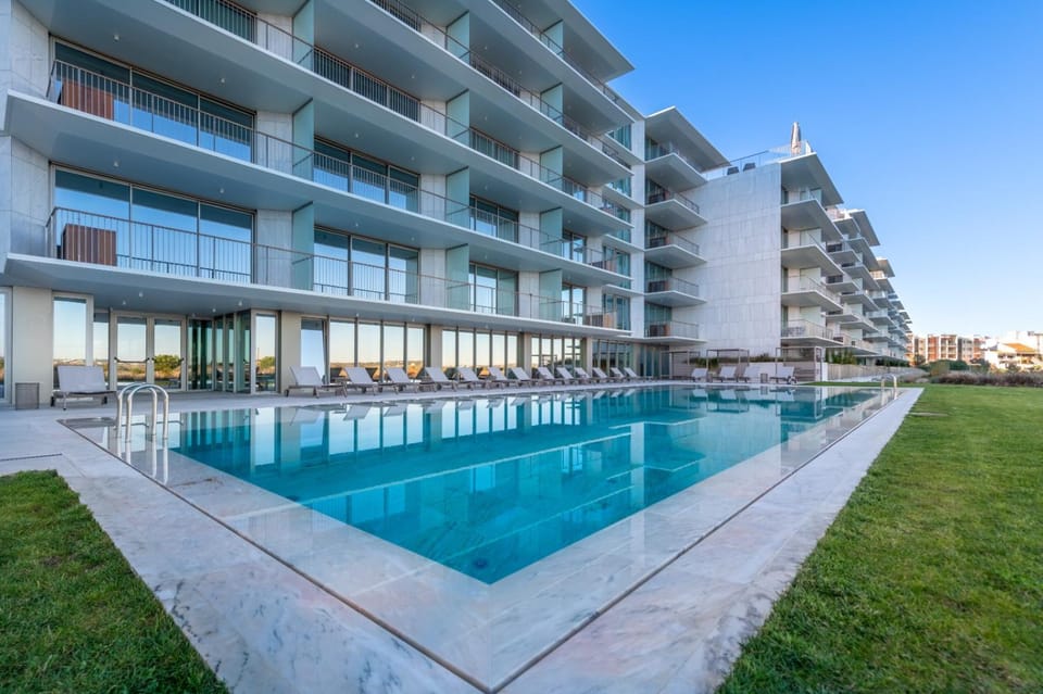 Property building, Swimming pool